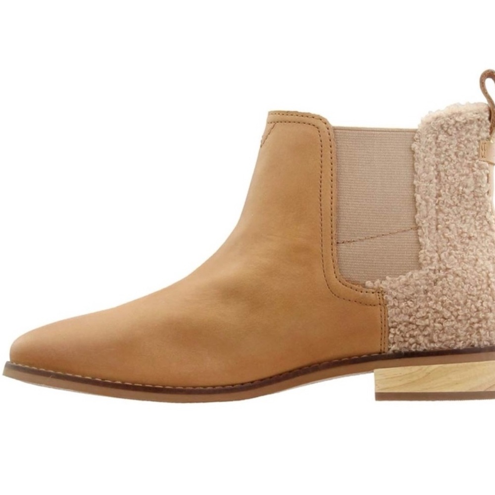 Toms Tan Ankle Booties with Cozy Sherpa Accent